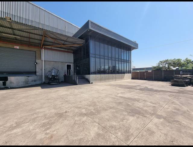 10,614M² WAREHOUSE TO LET IN MOBENI